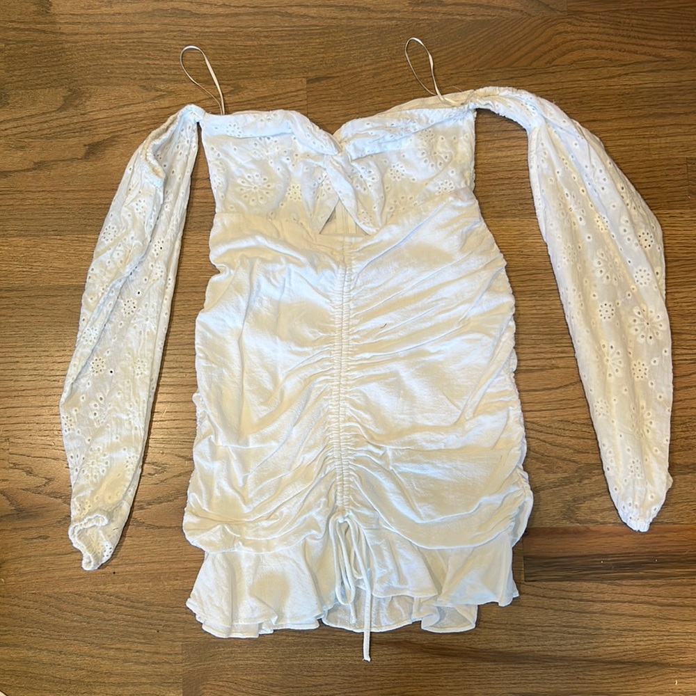 ACOA mini off the shoulder white dress. Worn once. Great condition size SMALL.
